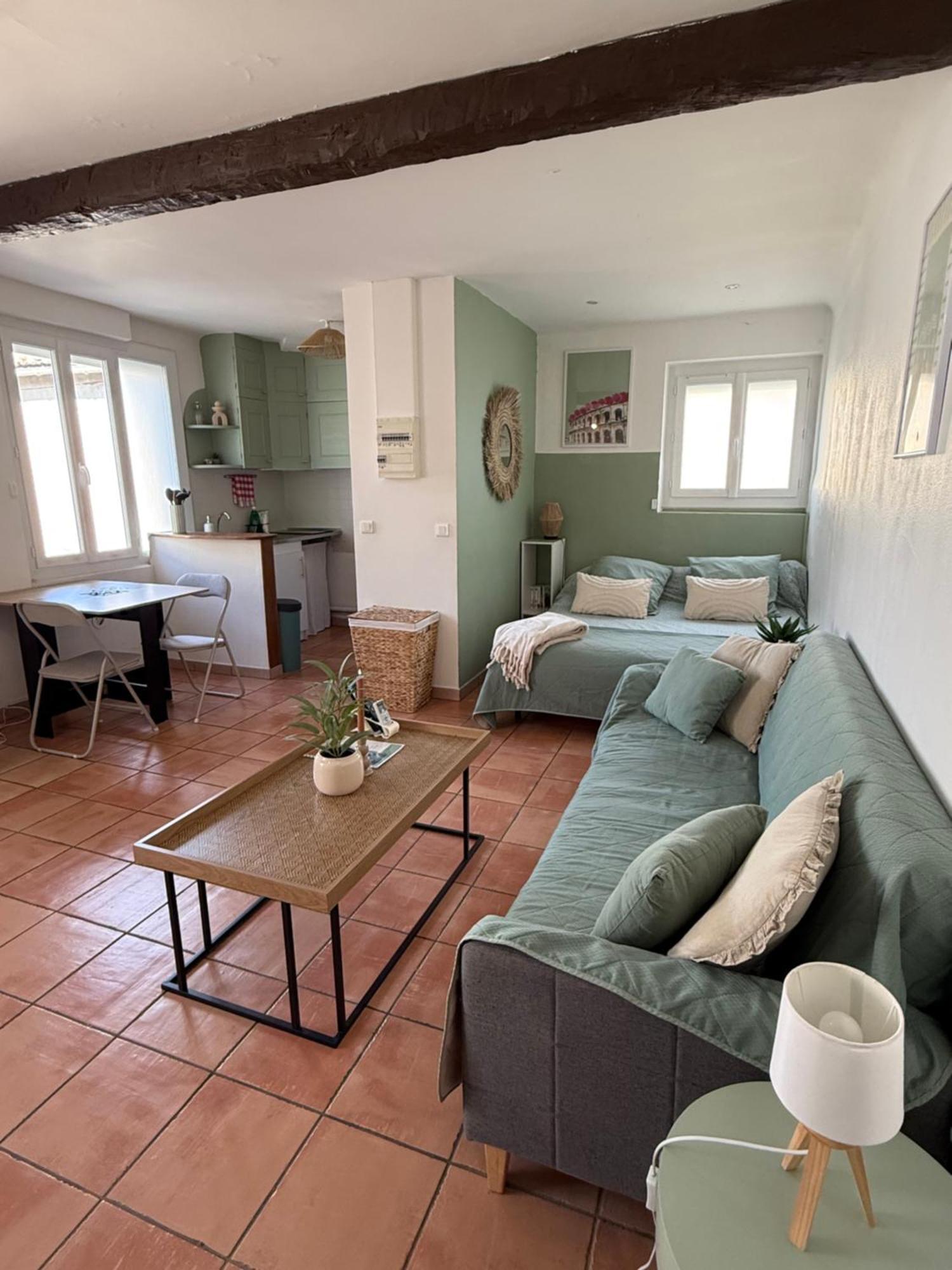 Cosy Avec Clim 33m2 Apartment Aimargues